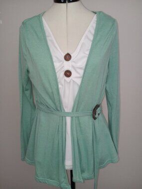 Dressfo Women`s mint color cardigan size XL
